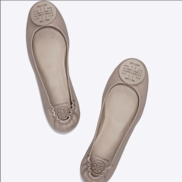 tory burch taupe flats